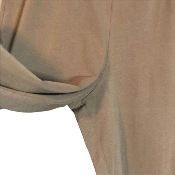 L.L.Bean brown lyrca pants. Size Medium - Picture 12 of 13